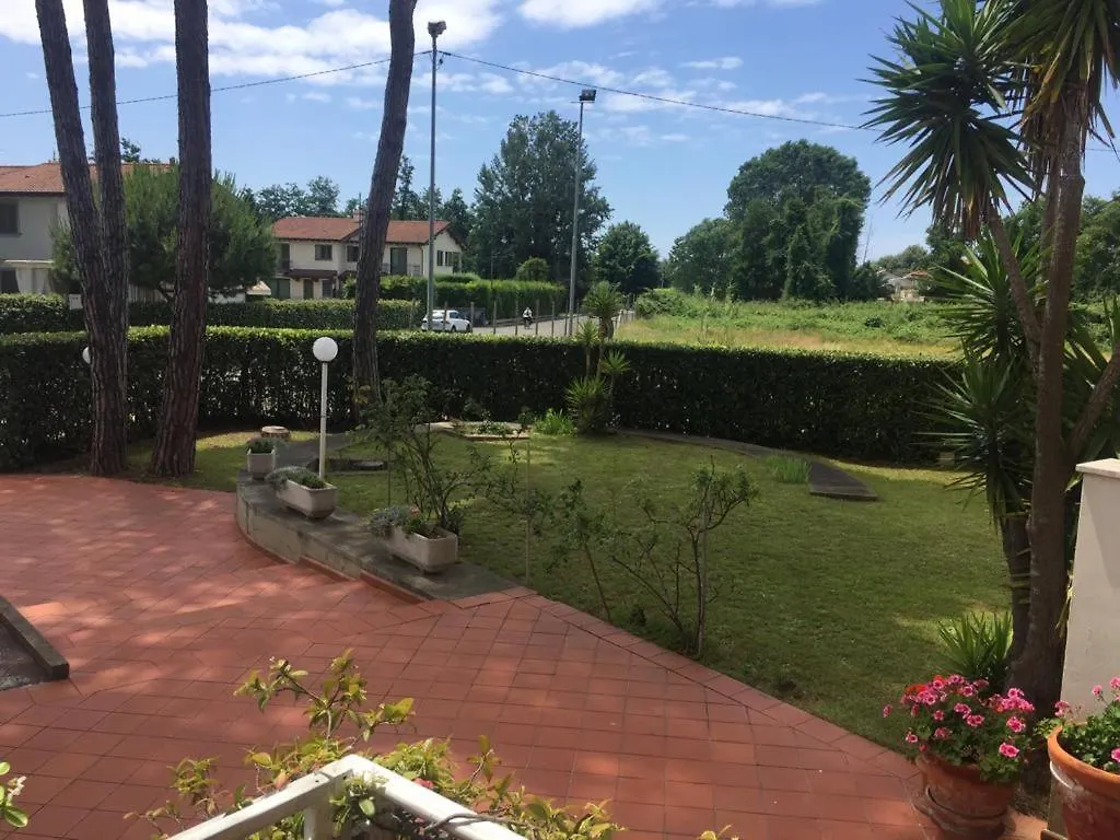 Appart hôtel Residence Leopardi Marina di Pietrasanta