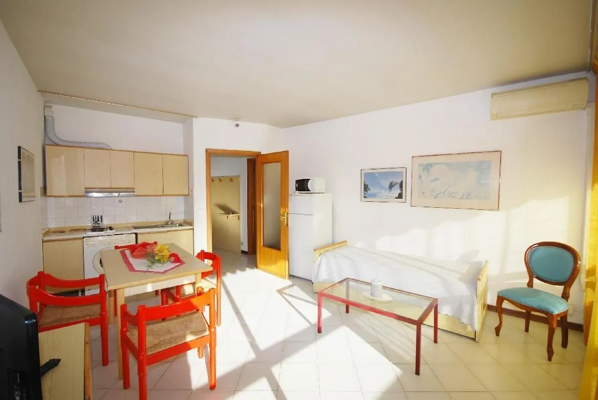 Aparthotel Residence Leopardi Marina di Pietrasanta