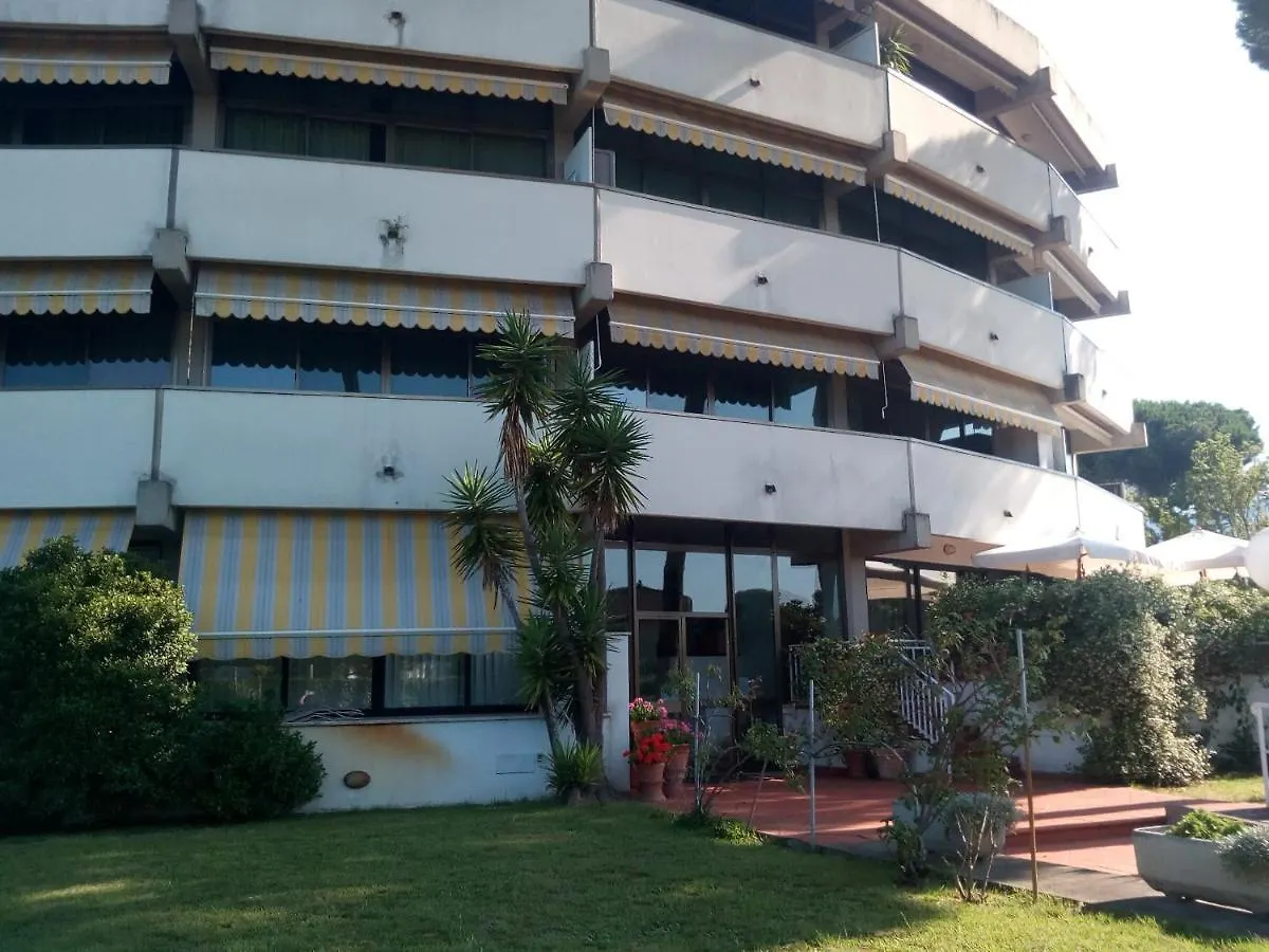 Residence Leopardi Marina di Pietrasanta 0*,  Italy