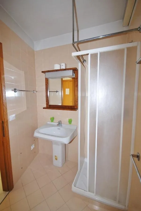 Residence Leopardi Marina di Pietrasanta 0*,  Itálie